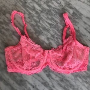 NWOT Victoria’s Secret neon rose bra